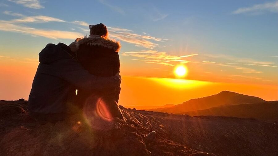 Catania: Etna Sunset Tour with Pickup and Drop-off - Sunset and Etna Park: The Part You’ll Remember