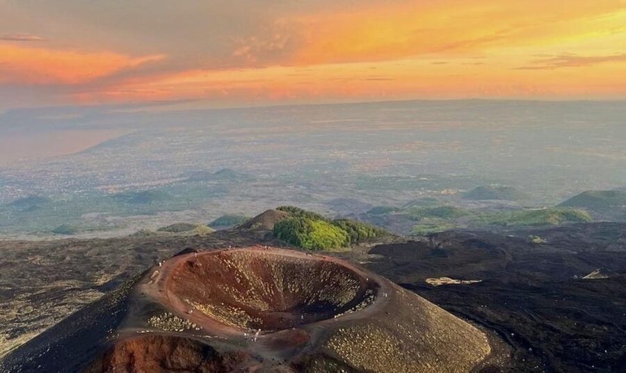 Catania: Etna Sunset Tour with Pickup and Drop-off - The Zafferana Etnea Stop: Tastings That Actually Feel Local