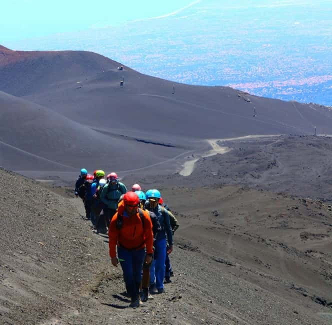 Catania, Etna trekking with guide and cable car at 3000 meters + transfer available - Rifugio Sapienza to cable car, the altitude jump that sets your whole day