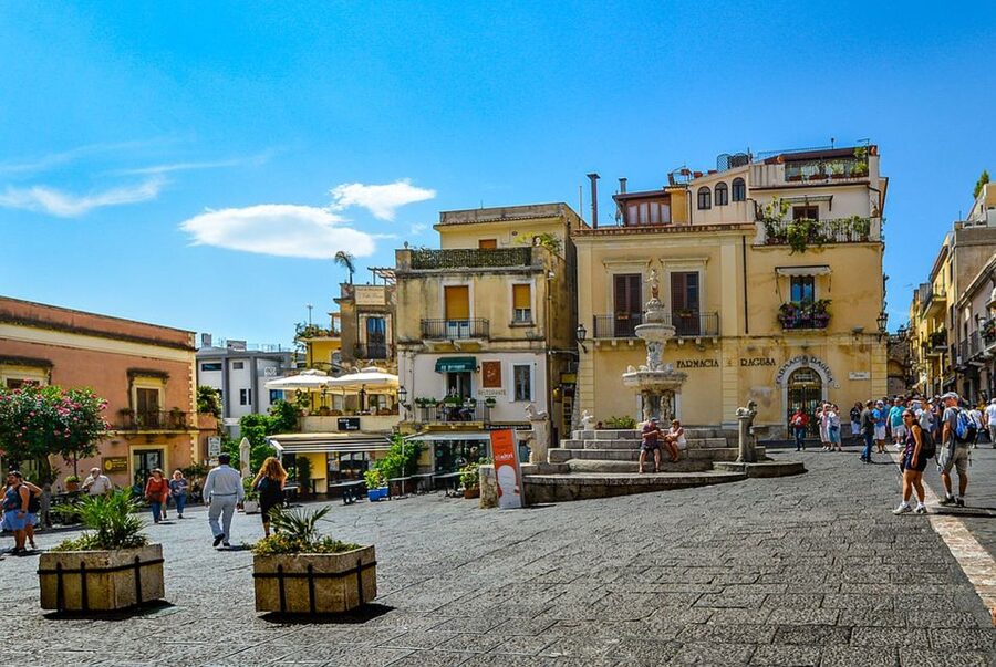 Catania: Giardini, Taormina, and Castelmola Day Trip - The Big Picture: Why This Trip Works in Only 5 Hours