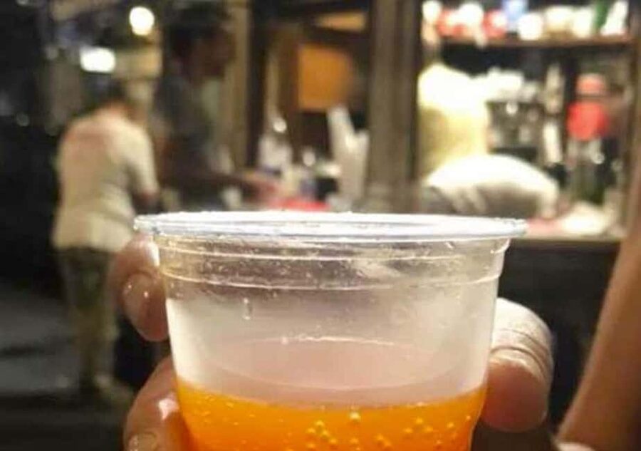 Catania: Guided Street Food Tour with Tastings - Chiosco Costa Selz and syrup fizzy drink, then a harbor meat course