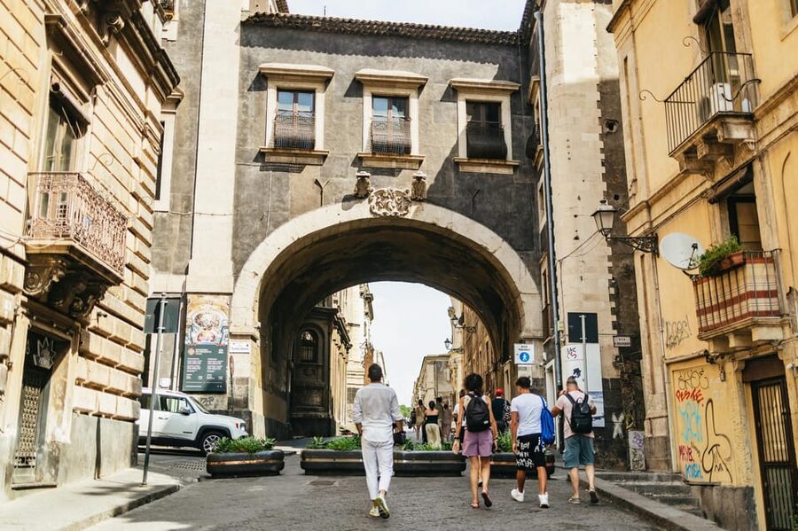 Catania: Guided Street Food Walking Tour - Starting on Via Crociferi, where the Baroque backdrop sets the tone