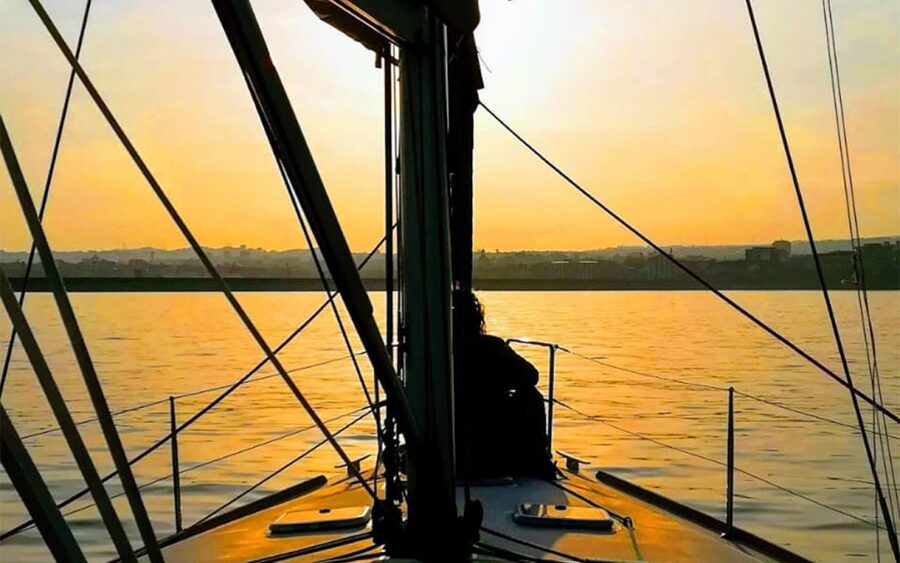 Catania: Guided Sunset Sailing Trip with Aperitif & Prosecco - Sailing from Catania Nautical Club at golden hour