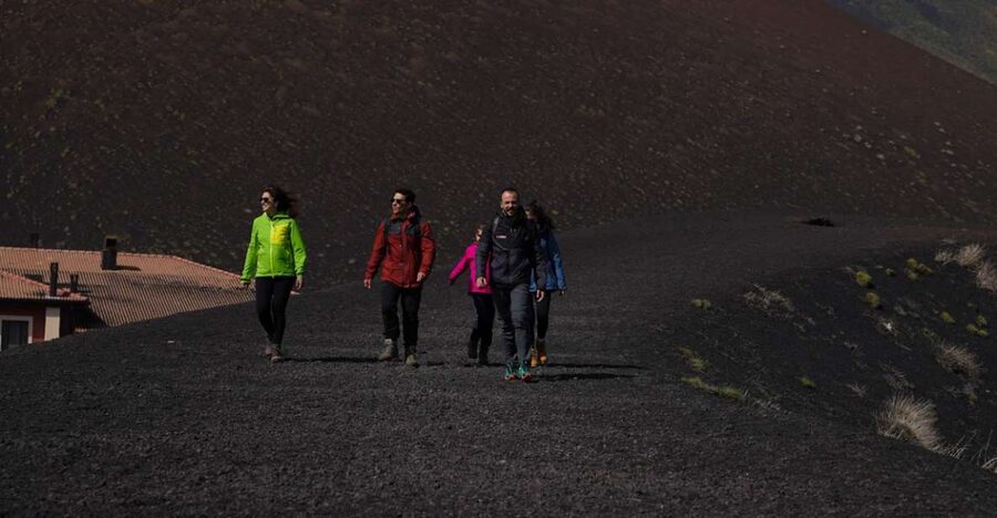 Catania: Guided Tour of Etna with Wine Tasting & Appetizers - Sapienza Refuge and the Etna Story You Can See