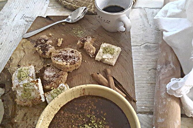 Catania Home Cooking: Pistachio Ravioli, Sicilian Pasta & Wine - Wine pairing and the Catania dinner table feel