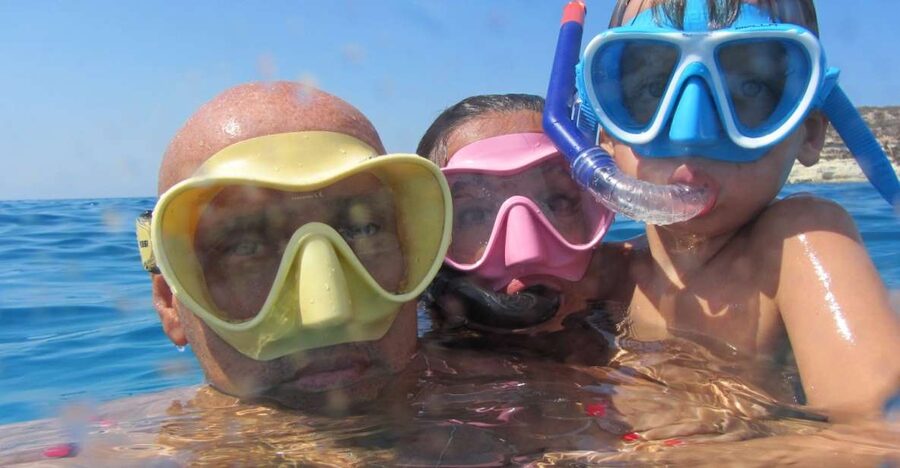 Catania, Isole Ciclopi: Snorkeling Trip - The lava formations: where geology becomes a snorkel route