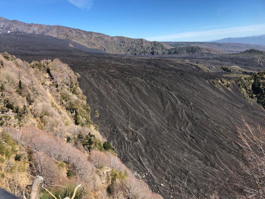Catania: Mount Etna Sunset Tour and Etna Doc Wine - Valle del Bove: the big scenic pause that shows Etna’s scale