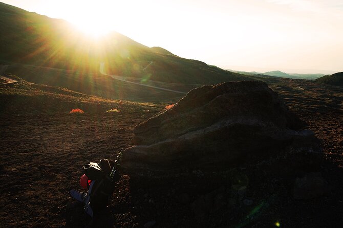 Catania: Mt. Etna sunset&wine experience - The lava tube with helmets and flashlights: when Etna goes underground