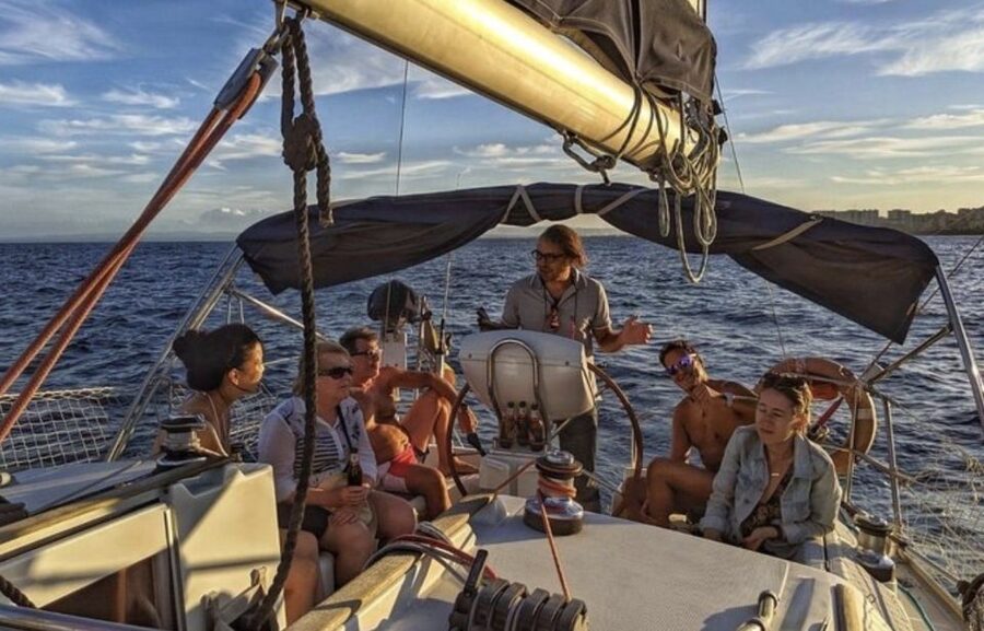 Catania: Sailing Tour with Lunch - Lunch and Drinks: Sicilian Food, No Stress at Sea