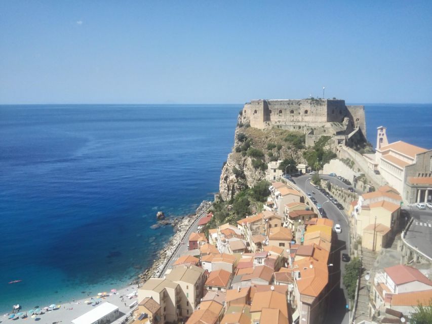 Catania: Savoca Godfather Tour & Taormina With Food Tasting - Who should book this tour, and who should skip it
