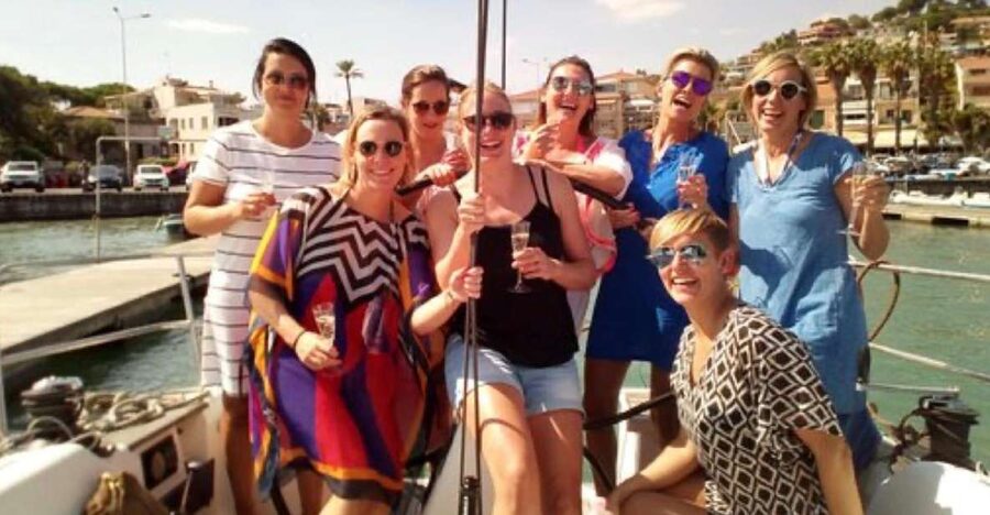 Catania: Spritz and Sunset Sailing Tour - The first cruising hour: Catania from the sea, Ulysses Grotte, and Aci Castello views