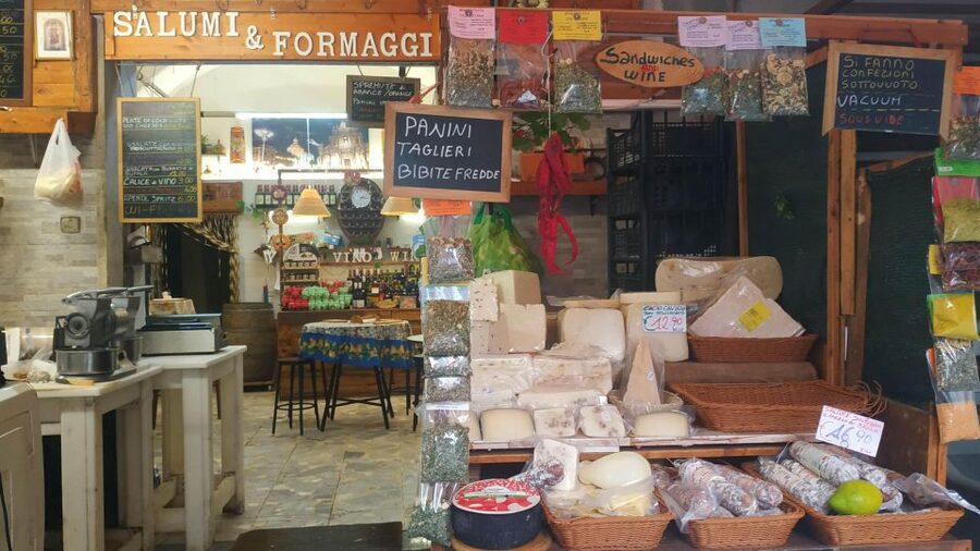 Catania Street Food Tour: Fish Market & City Centre - City Centre Highlights on Foot: More Than a Food Route