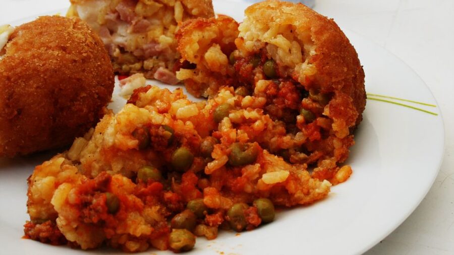 Catania: Street Food Walking Tour - Catania Old Town walking route: how street food becomes local culture