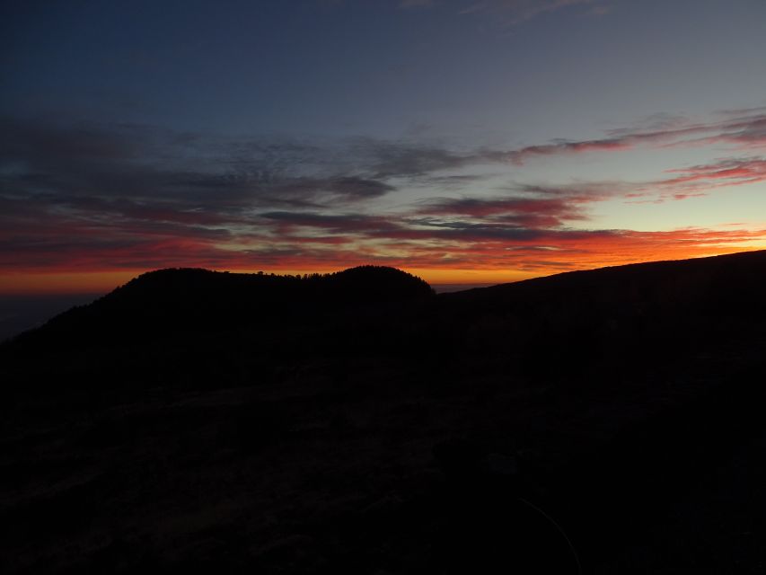 Catania: Sunset Jeep Tour of Mount Etna and Lava Flow Caves - Piano Vetore Sunset: The Payoff Stop at Altitude