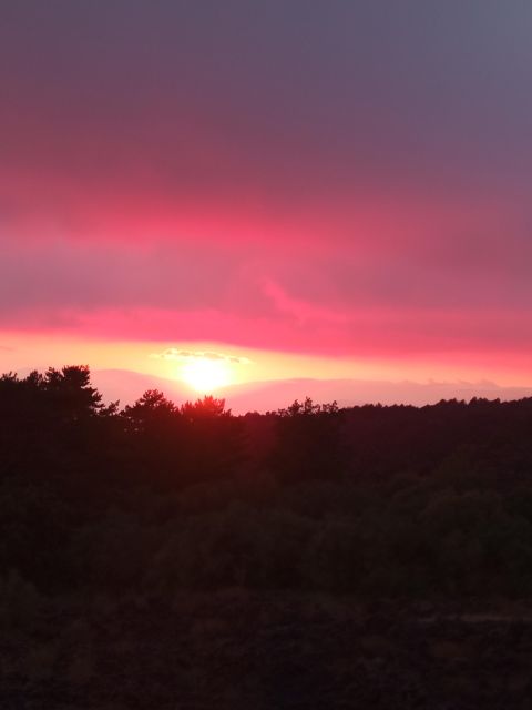 Catania: Sunset Trekking on Mount Etna with Wine Tasting - Piano Vetore sunset break: wine, snacks, and timing that matters