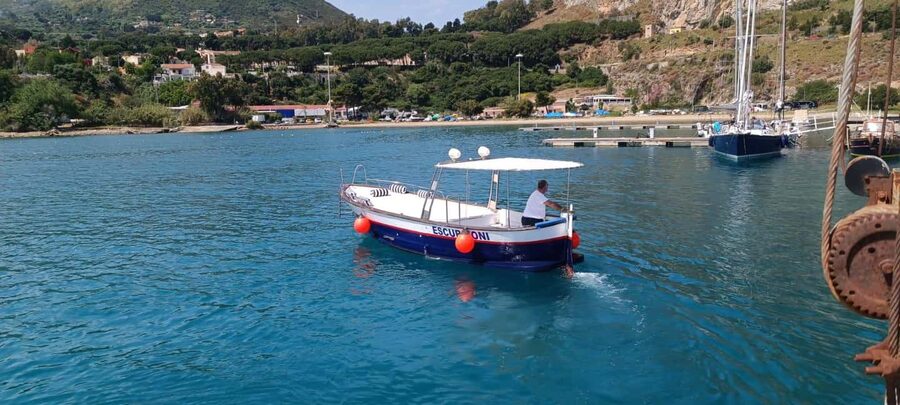 Cefalù: boat ride with swimming and aperitif - Snorkeling gear, SUP time, and how to enjoy the water without stress