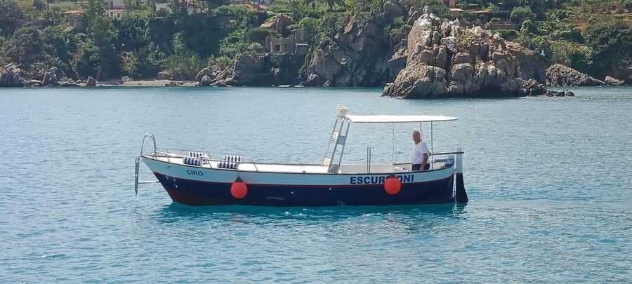 Cefalù: boat ride with swimming and aperitif - Getting to Eolo Cafè on time, and what to pack