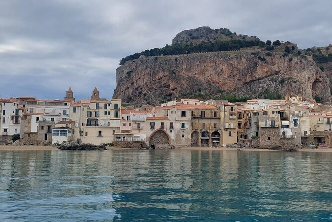 Cefalú Boat Tour - Small group size up to 12, and why it matters