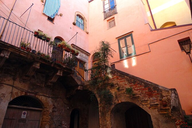 Cefalù: Guided Walking Tour & Cefalu Cathedral Mosaics - Who should book this Cefalù walking tour