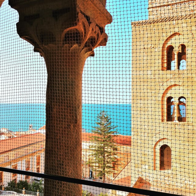 Cefalù: History and Legends Guided Walking Tour - Starting in the Right Place: Via Giacomo Matteotti and al Caffè