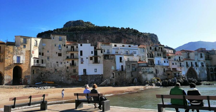 Cefalù: Street Food Tour with Tastings - What to Bring and How to Enjoy the Pace