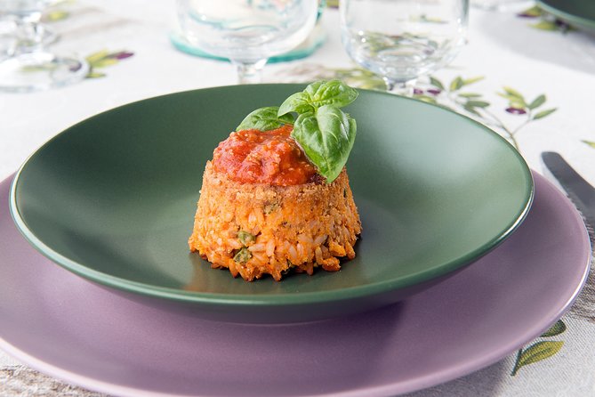 Cesarine: Dining & Cooking Demo at Local's Home in Palermo - Practical tips for the smoothest night (stairs, shoes, and appetite)