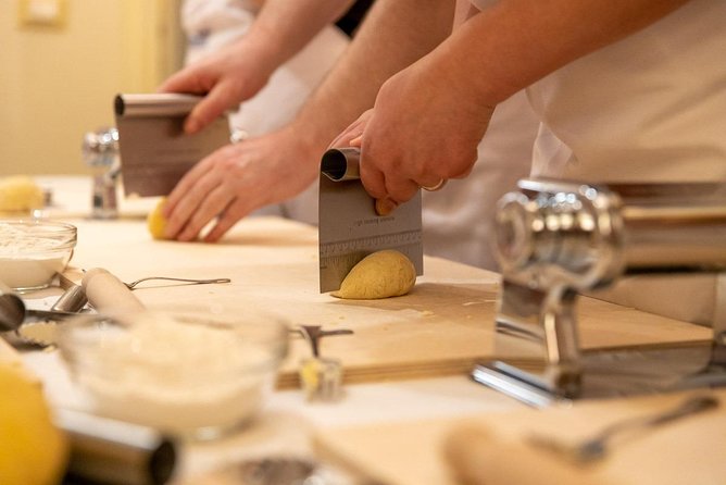 Cesarine: Private Pasta Class at Local's Home in Messina - Key highlights to know before you go