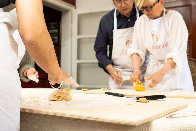 Cesarine: Small group Pasta and Tiramisu class in Catania - Key points at a glance