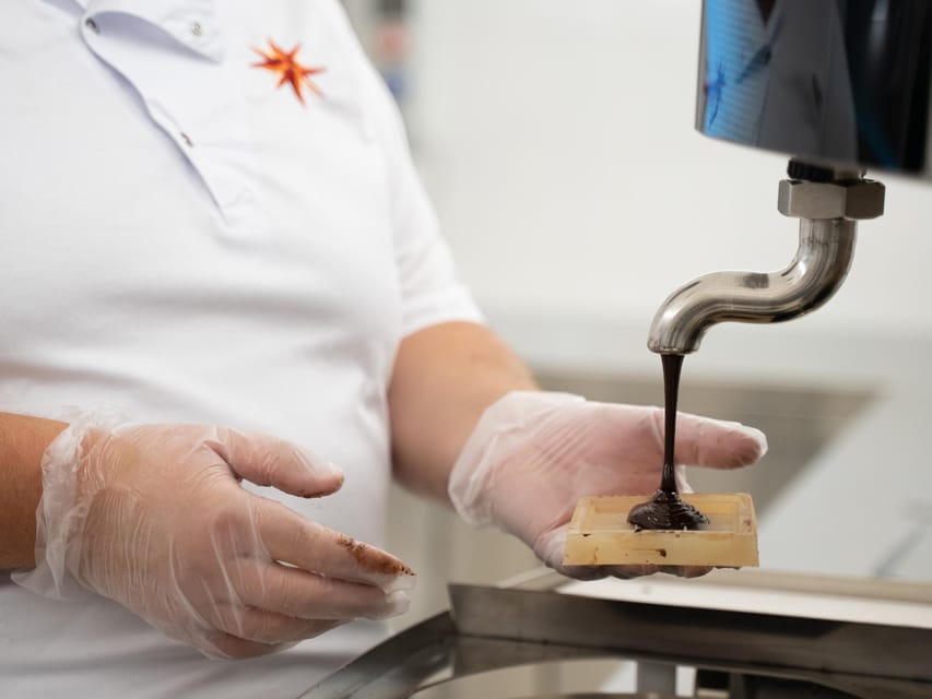 Chocolatier for a day: raw bean to bar chocolate in Modica - Guided Tastings at Every Stage, Not Just the Final Bite