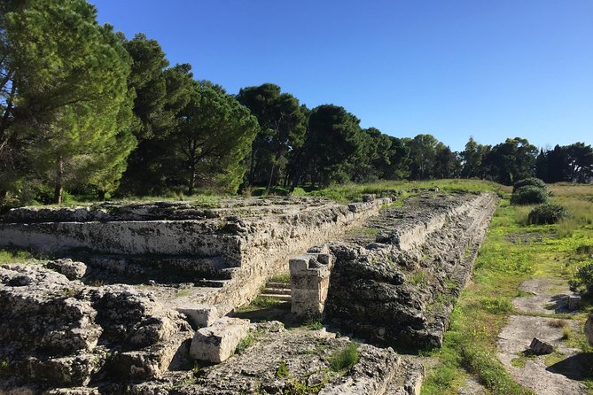 Classical Syracuse - Half day guided tour - Ortigia by foot: Temple of Apollo area, Cathedral, and Santa Lucia alla Badia