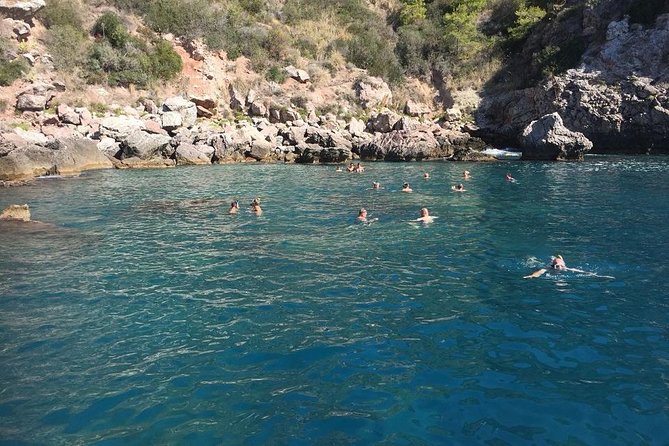Coast to Coast from Taormina -2 HOURS MINI- CRUISE ISOLABELLA - Grotta Azzurra: Why This Stop Feels Different from Shore