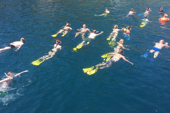 Coast to Coast from Taormina -2 HOURS MINI- CRUISE ISOLABELLA - Isola Bella from the Boat: Swim Time with Real Views