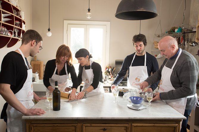 Cooking class at a Cesarina's home with tasting in Siracusa - A Cesarina kitchen in Syracuse, where the lesson happens at home