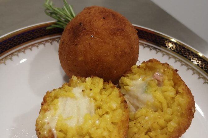 Course of Arancini and Almond Paste in Catania - The Included Meal: Sicilian Red Wine and Limoncello Pairing