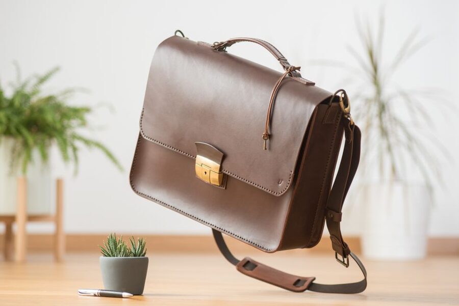 Design and Craft with Leather in Palermo - Pick Your Project: Wallet, Keychain, or Card Case