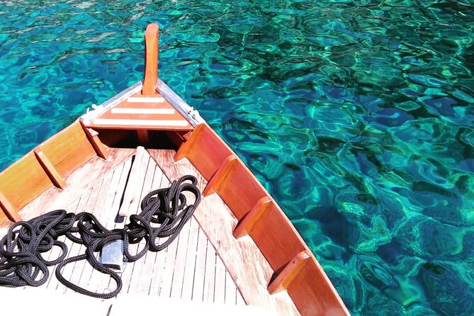 Discovering Lipari by boat (Private tour) - The open-water circumnavigation, and what you should expect