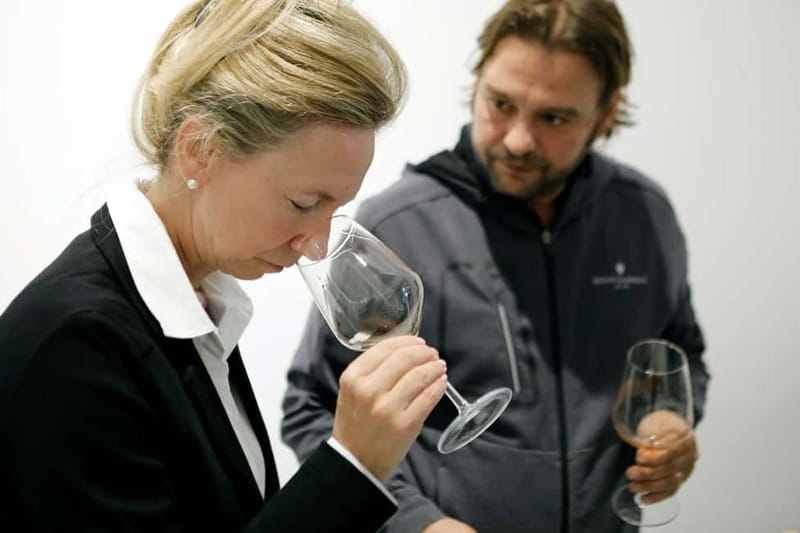 Duca di Salaparuta: Tour of the winery and wine tastings - Special touches: when the winery adds a rare pour