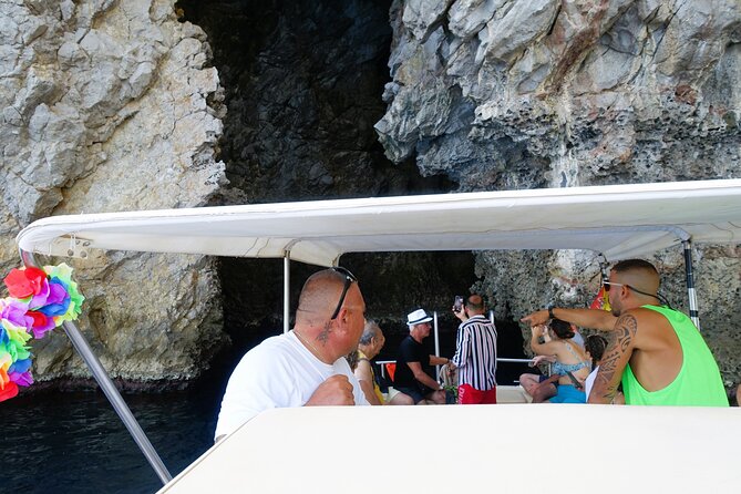 Escursioni in barca Taormina Giardini Naxos Isola bella - Swimming and safety: what to expect if you go in
