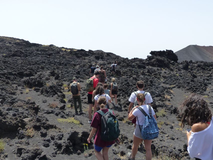 Etna 3000m - Guides and drivers: why the tone of the day matters