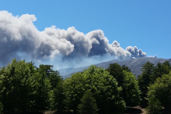 Etna & Alcantara - Lunch break at the mountain hut, with Sicilian inland flavors