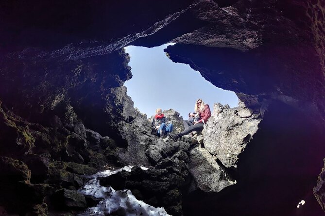Etna Alcantara tour: the majestic lava landscape - Quick Messina stops that add meaning fast