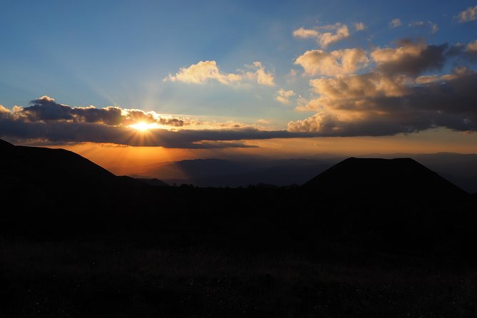 Etna at sunset - 4x4 tour with Sicilian sweet aperitif - Mount Etna stops: lava flows, craters, and the guided “see it in layers” approach