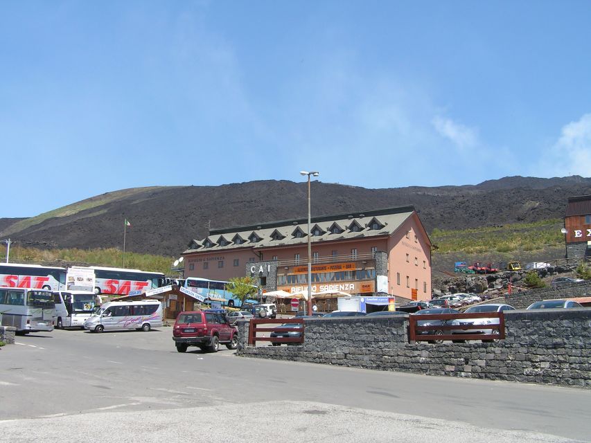 Etna Basic Tour 1900 metres - Getting going: the SAT bus and your Taormina start point