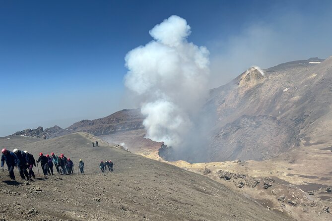 ETNA CENTRAL CRATER EXCURSION (3,345 m a.s.l.) - The cable car and 4X4 minibus issue (and why it shows up in nearly every cost comparison)