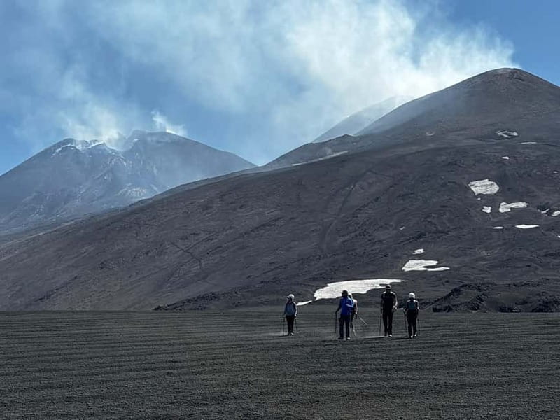 Etna Central Crater Trekking Tour with cable car & jeep - Starting at La Baita 3L Ski-Lab, and why the 9:30 meet matters