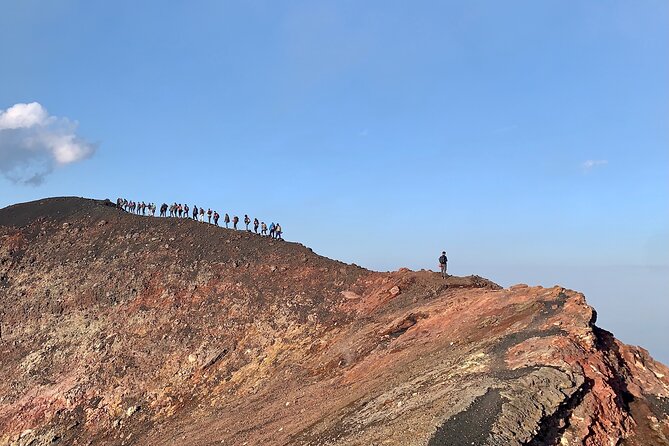 Etna excursion 3000 meters with 4x4 cable car and Trekking - Price and the real cost of the gondola plus 4x4