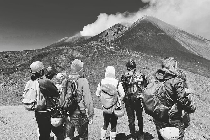 Etna excursion 3000 meters with 4x4 cable car and Trekking - Cable car plus 4x4 up to about 2,850m
