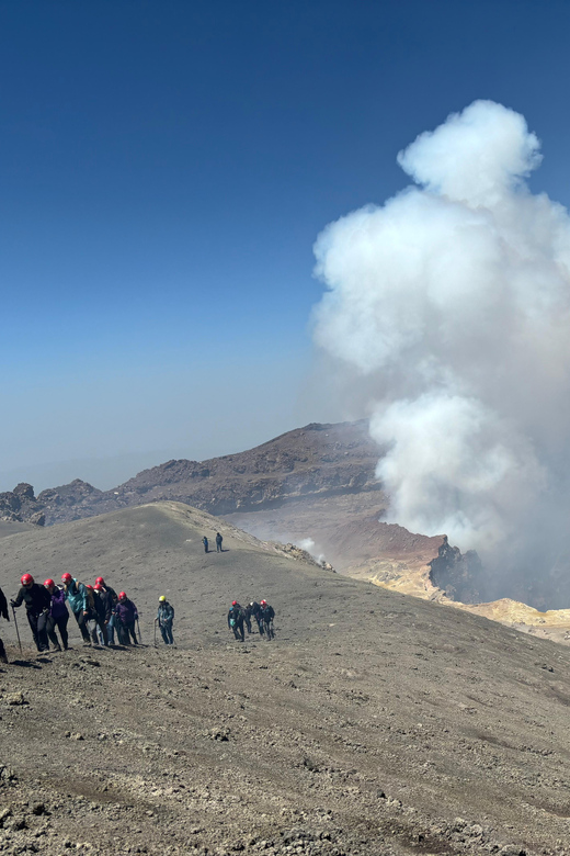 Etna excursion to 3000 mt. with cable-car and jeep 4x4 - Cable car and 4x4 to the high start, plus why it helps