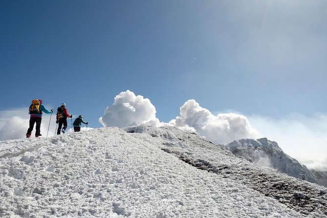 Etna Excursions Summit Craters (2900) with Volcanological Guides - guidetna.it - Logistics made simple: the 9:00 am start and end back at base