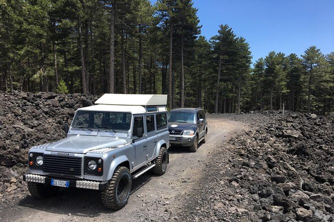 Etna Grantour - 4x4 & trekking - Private tour with lunch included - Valle del Bove: A Volcanic Amphitheater With Real Geology Clues